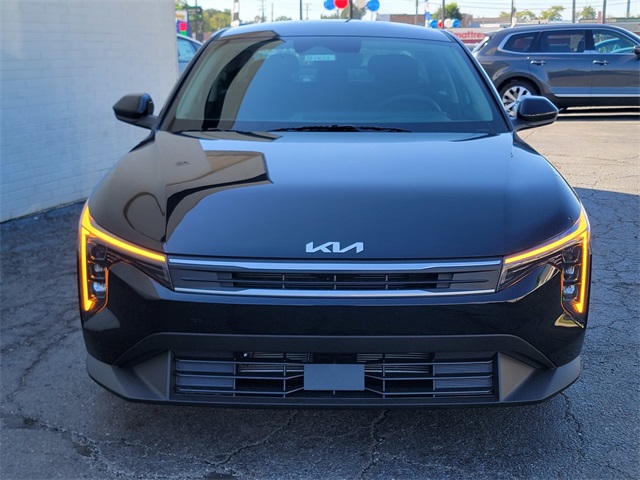 2025 Kia K4 LXS photo 7
