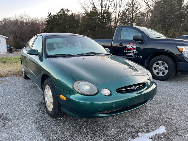 1999 Ford Taurus SE's photo
