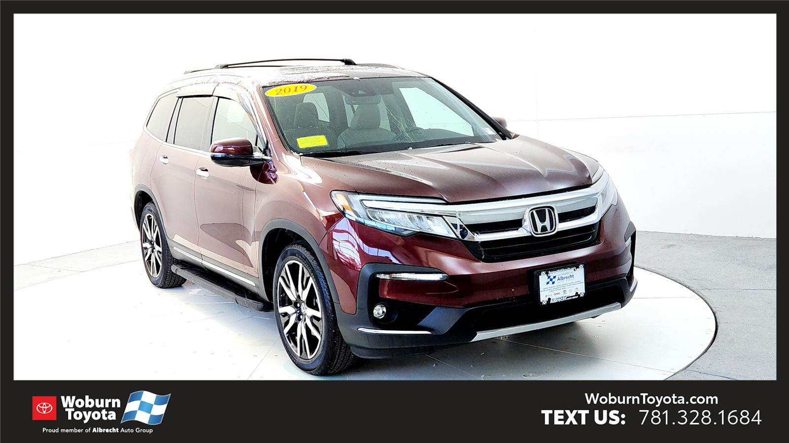 2019 Honda Pilot Elite's photo
