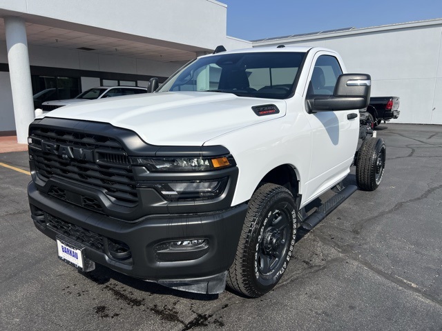 2025 Ram 3500 Tradesman photo 13
