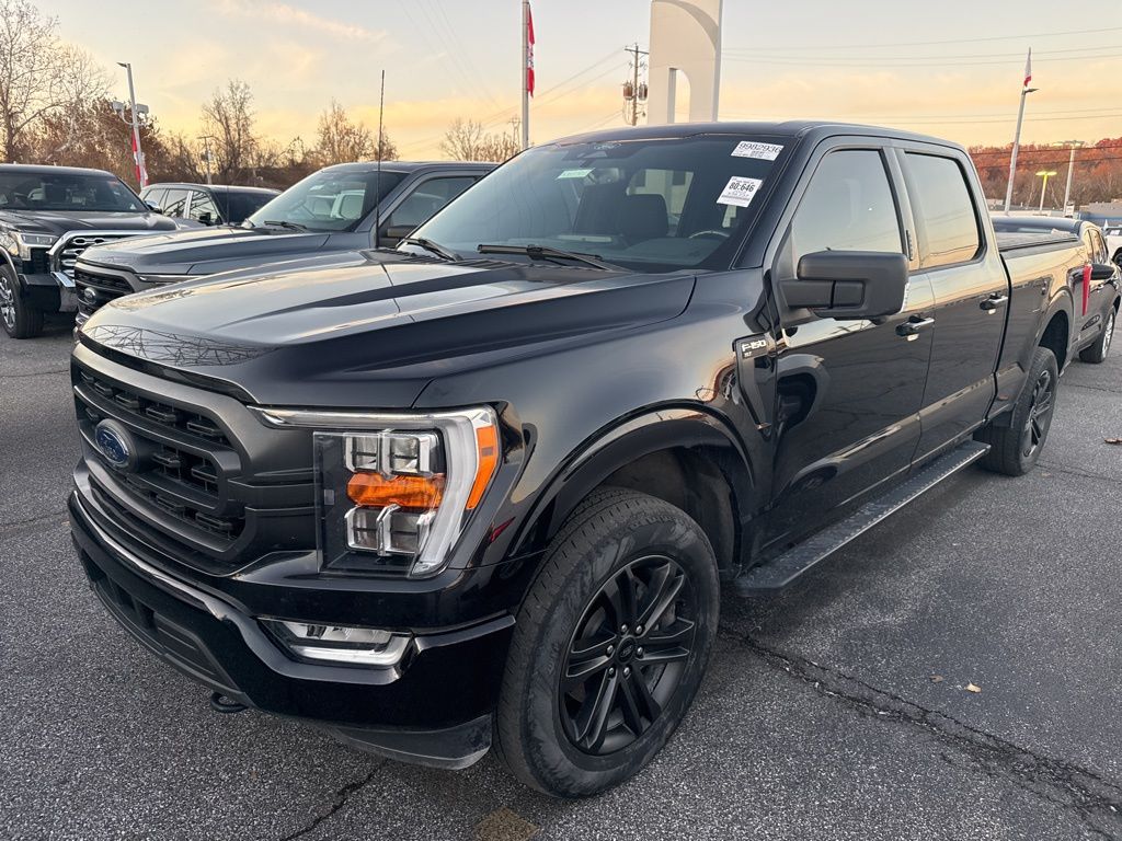 2022 Ford F-150 XLT photo 3