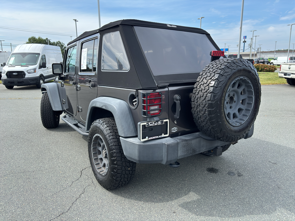 2017 Jeep Wrangler Unlimited Sport photo 4