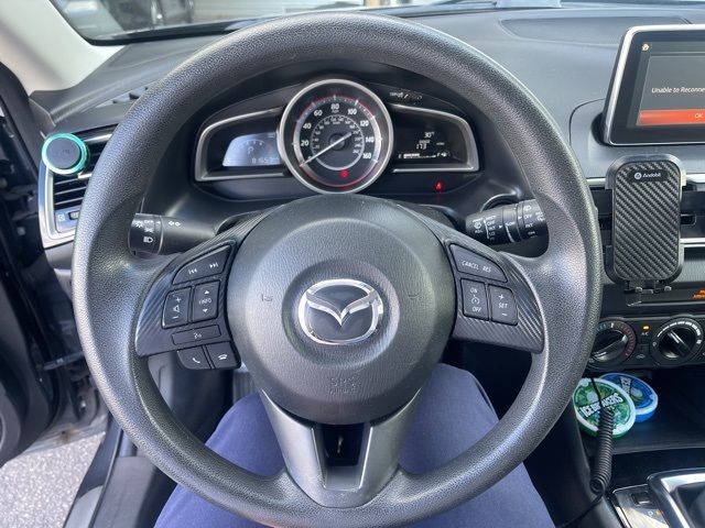 2015 Mazda Mazda3 i Sport photo 5