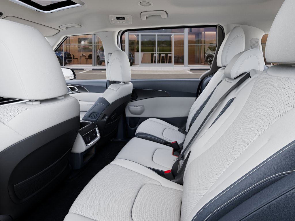 2026 Kia Carnival SX Prestige photo 17
