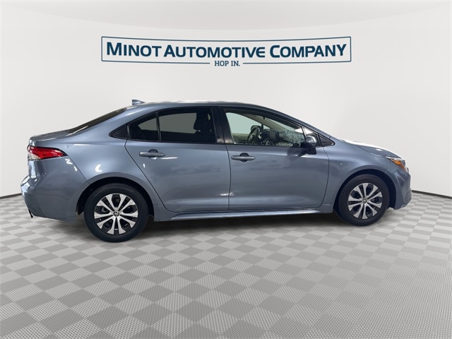 2022 Toyota Corolla Hybrid LE photo 9