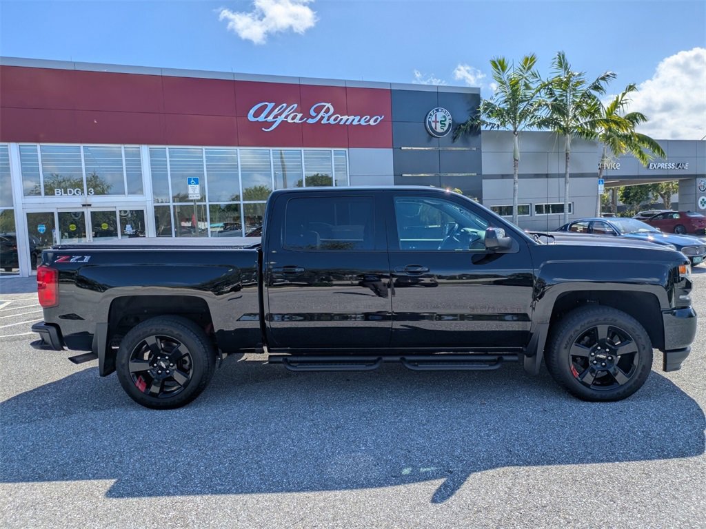 2018 Chevrolet Silverado 1500 LTZ photo 3