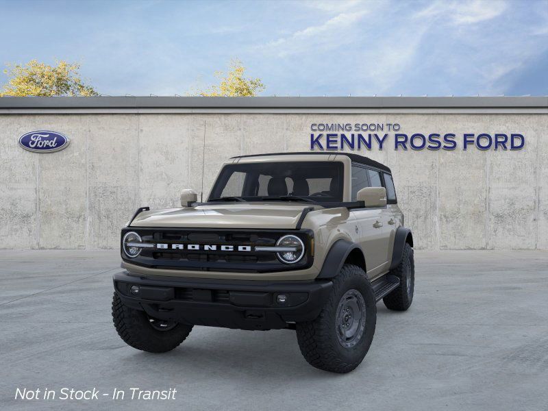 2025 Ford Bronco Outer Banks photo 2