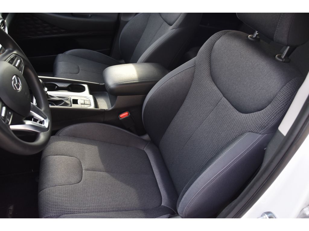 2020 Hyundai Santa Fe SE photo 13