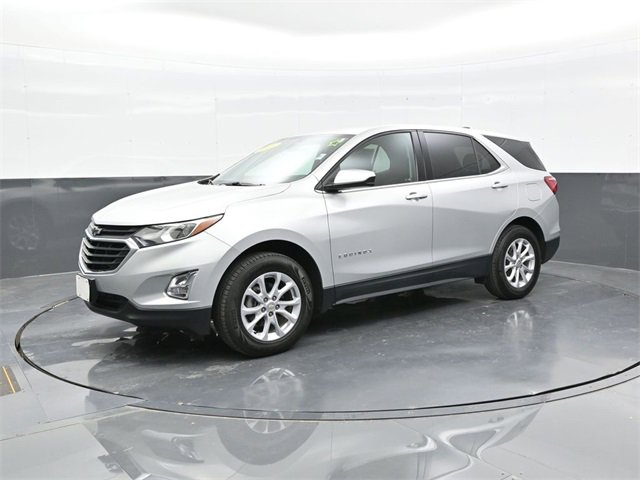 2020 Chevrolet Equinox LT photo 2