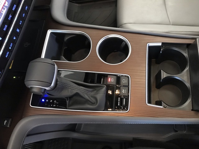 2024 Toyota Sienna XLE photo 20