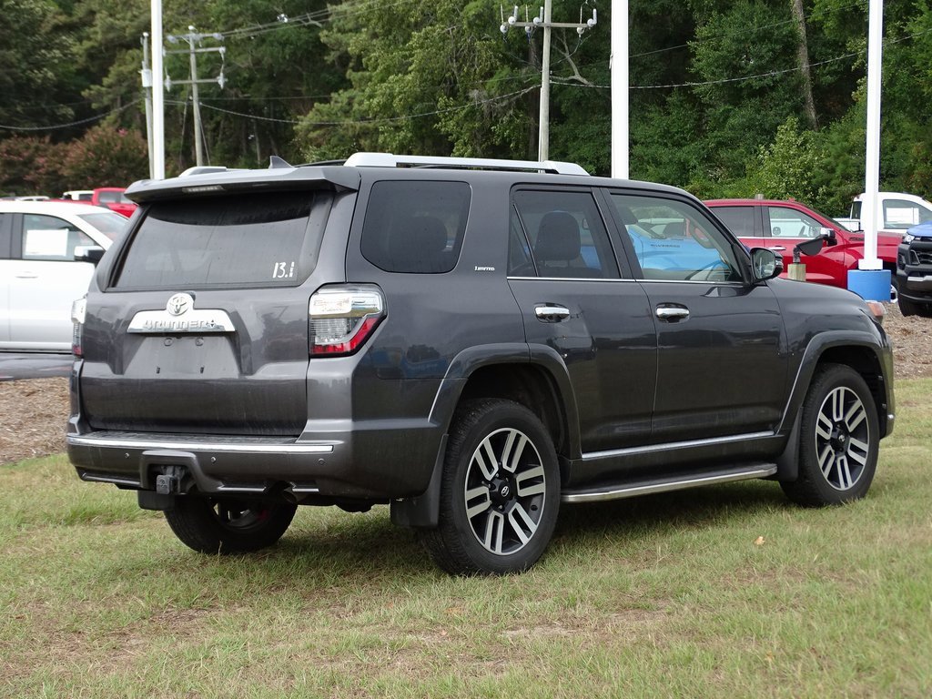 2022 Toyota 4Runner Limited photo 4