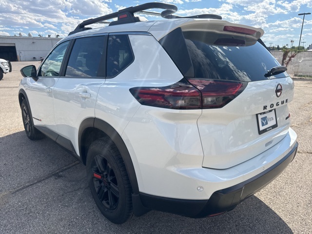 2026 Nissan Rogue SV photo 2