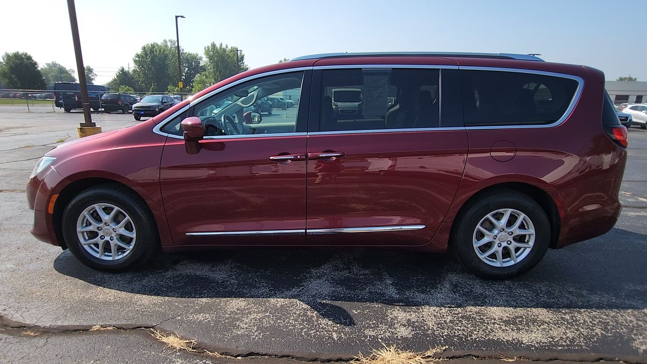 2020 Chrysler Pacifica Touring L photo 5