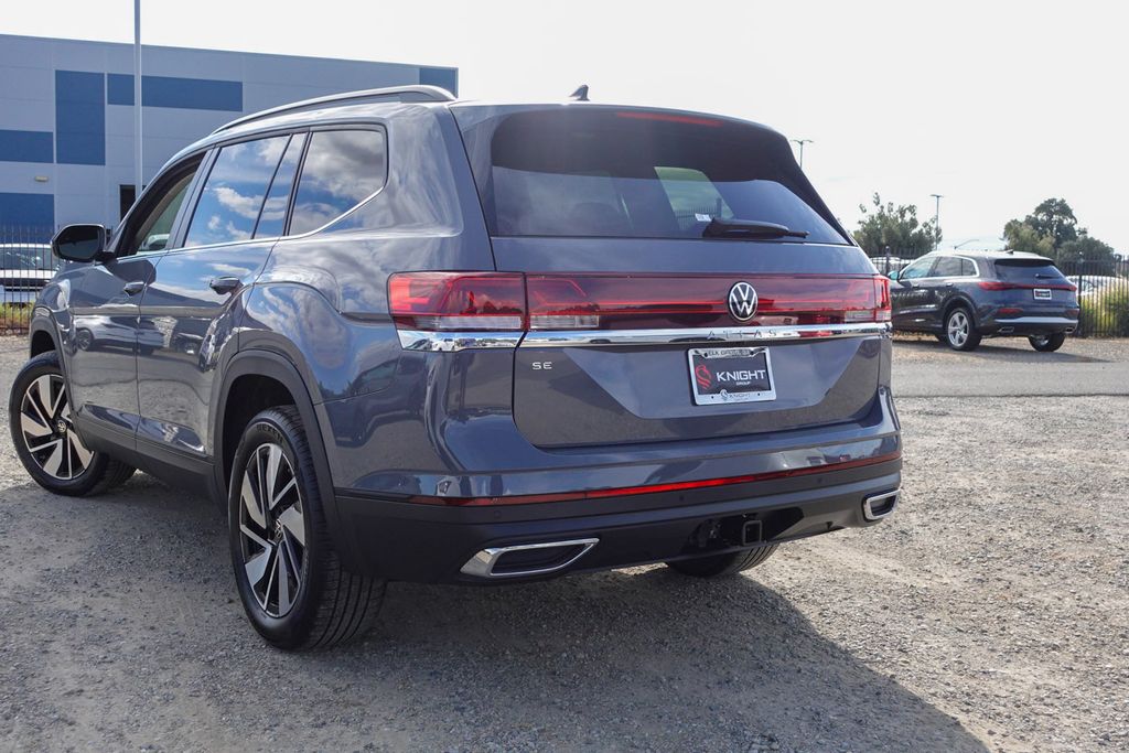 2026 Volkswagen Atlas SE Technology photo 9