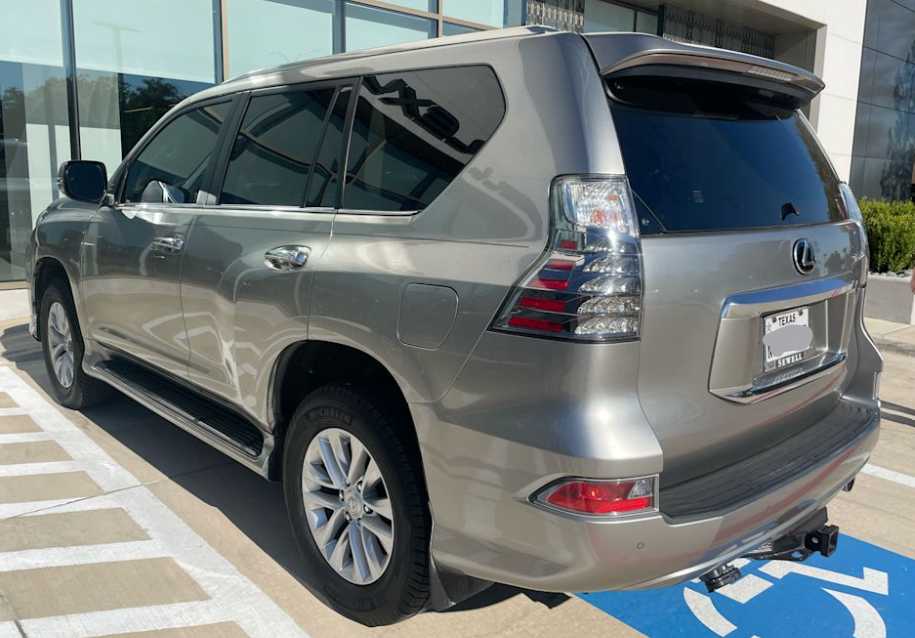 2021 Lexus GX 460 Premium photo 4