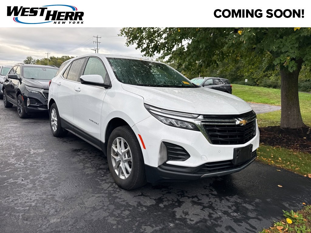 2023 Chevrolet Equinox LT photo 2