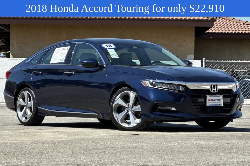 2018 Honda Accord Touring 1.5T photo 2