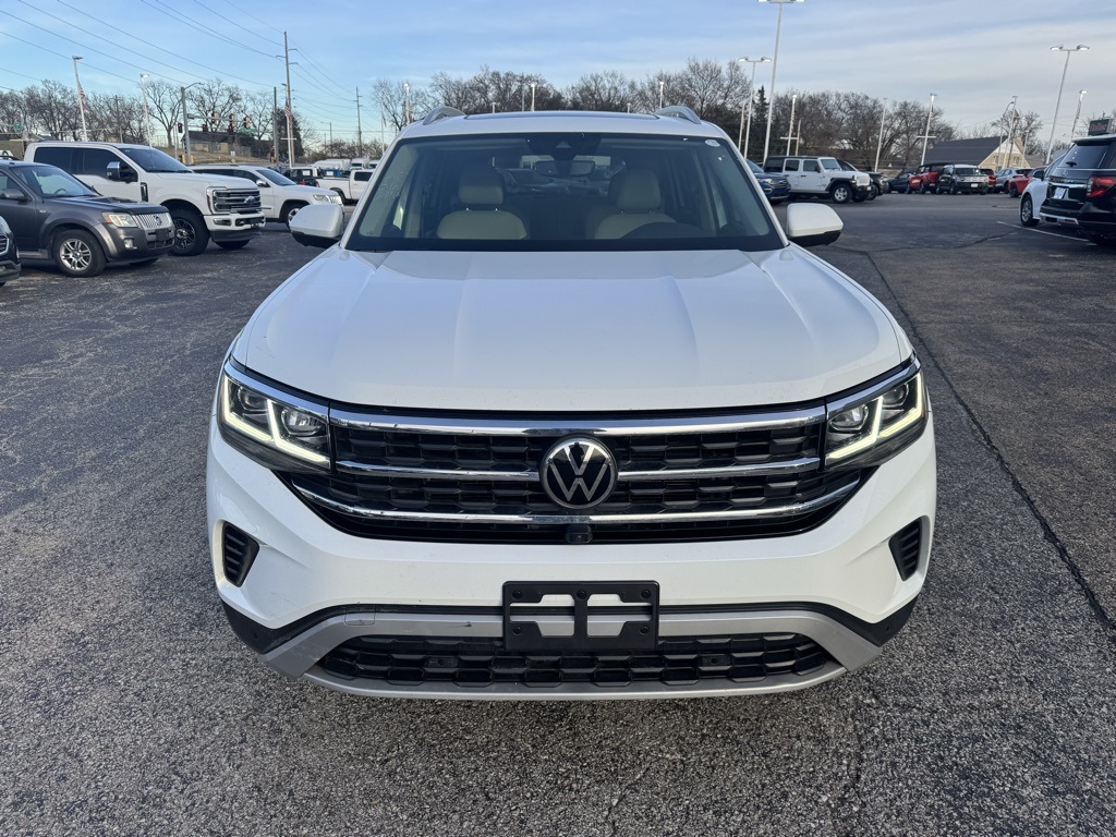 Used 2021 Volkswagen Atlas SEL Premium with VIN 1V2TR2CA8MC533767 for sale in Kansas City