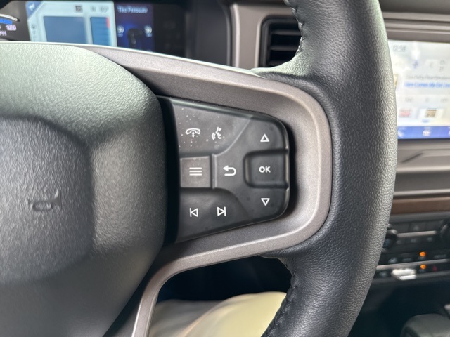 2023 Ford Bronco Outer Banks photo 27