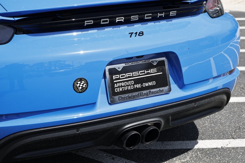 2025 Porsche Cayman Base photo 16