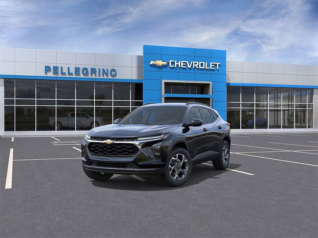 2025 Chevrolet Trax LT photo 3