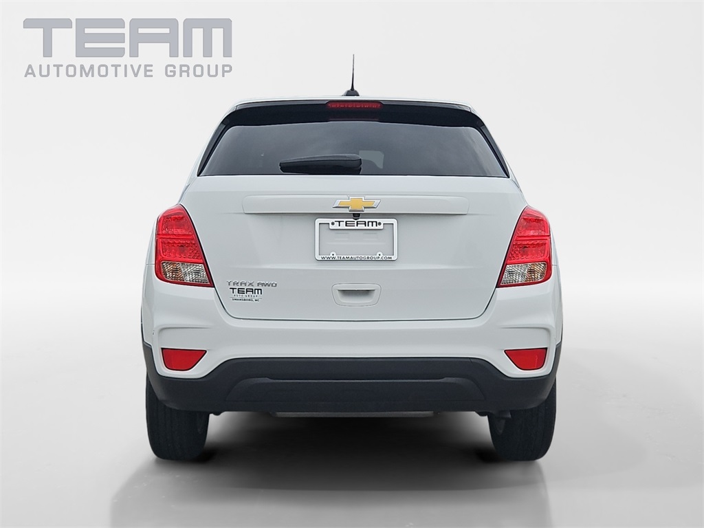 2022 Chevrolet Trax LS photo 6