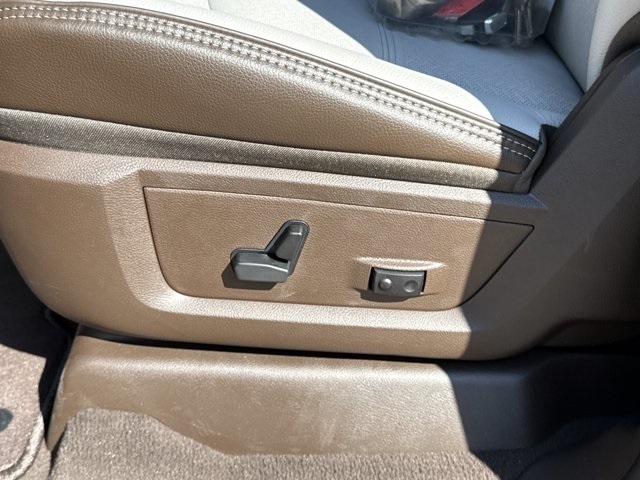 2026 Ram 2500 Laramie photo 17