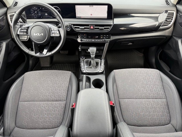 2024 Kia Seltos X-Line photo 16