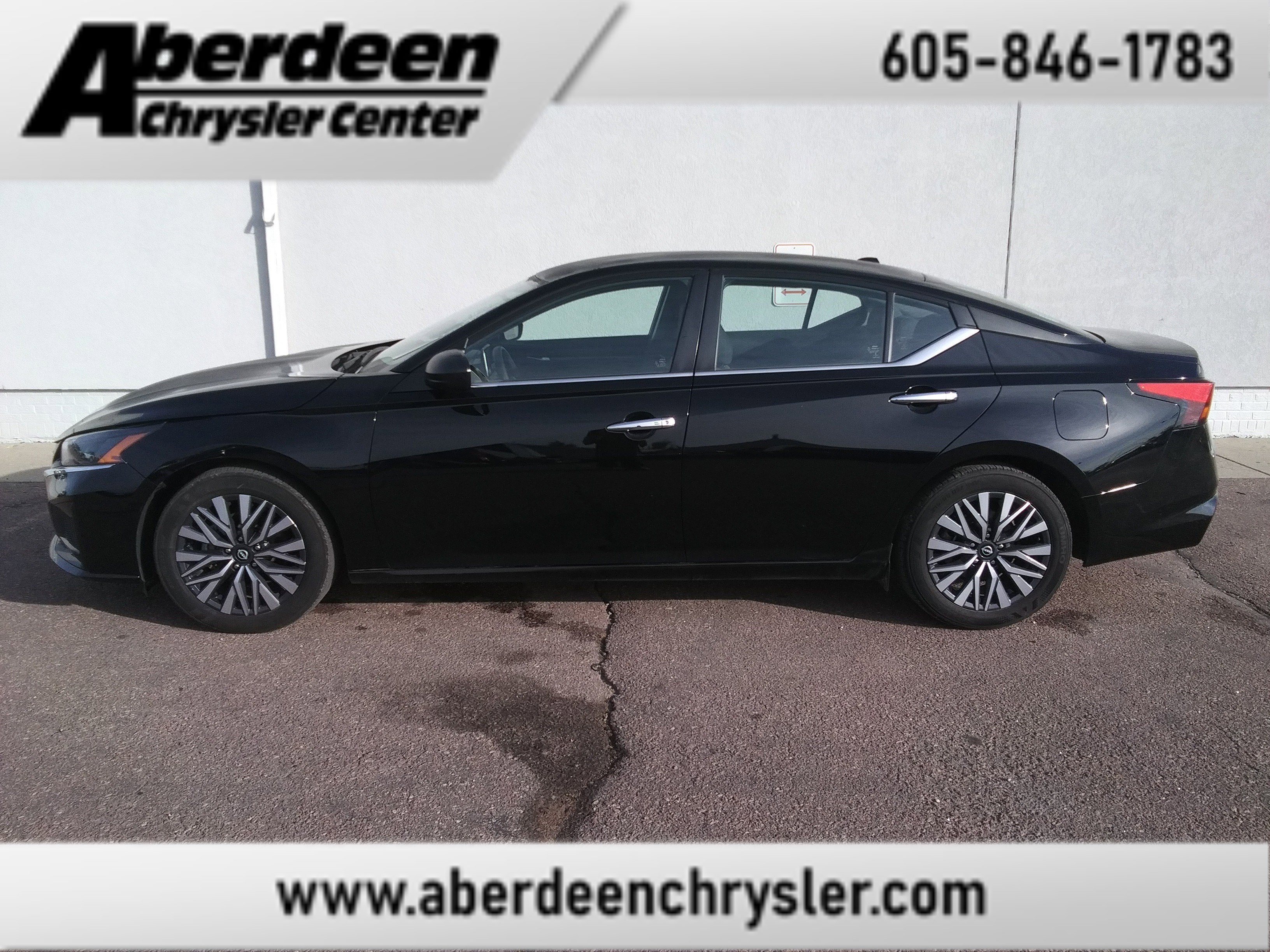 2024 Nissan Altima SV's photo