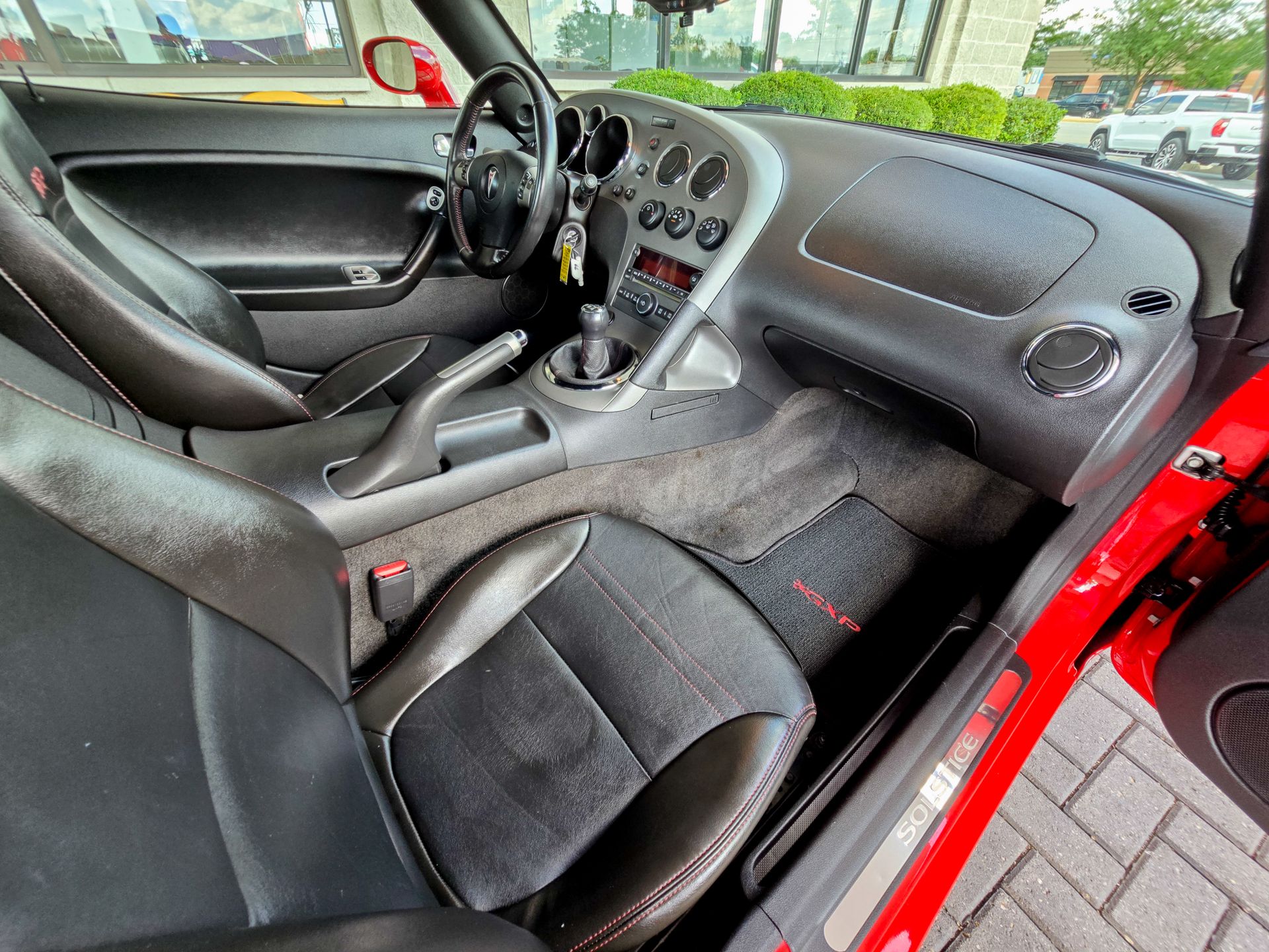 2009 Pontiac Solstice photo 6
