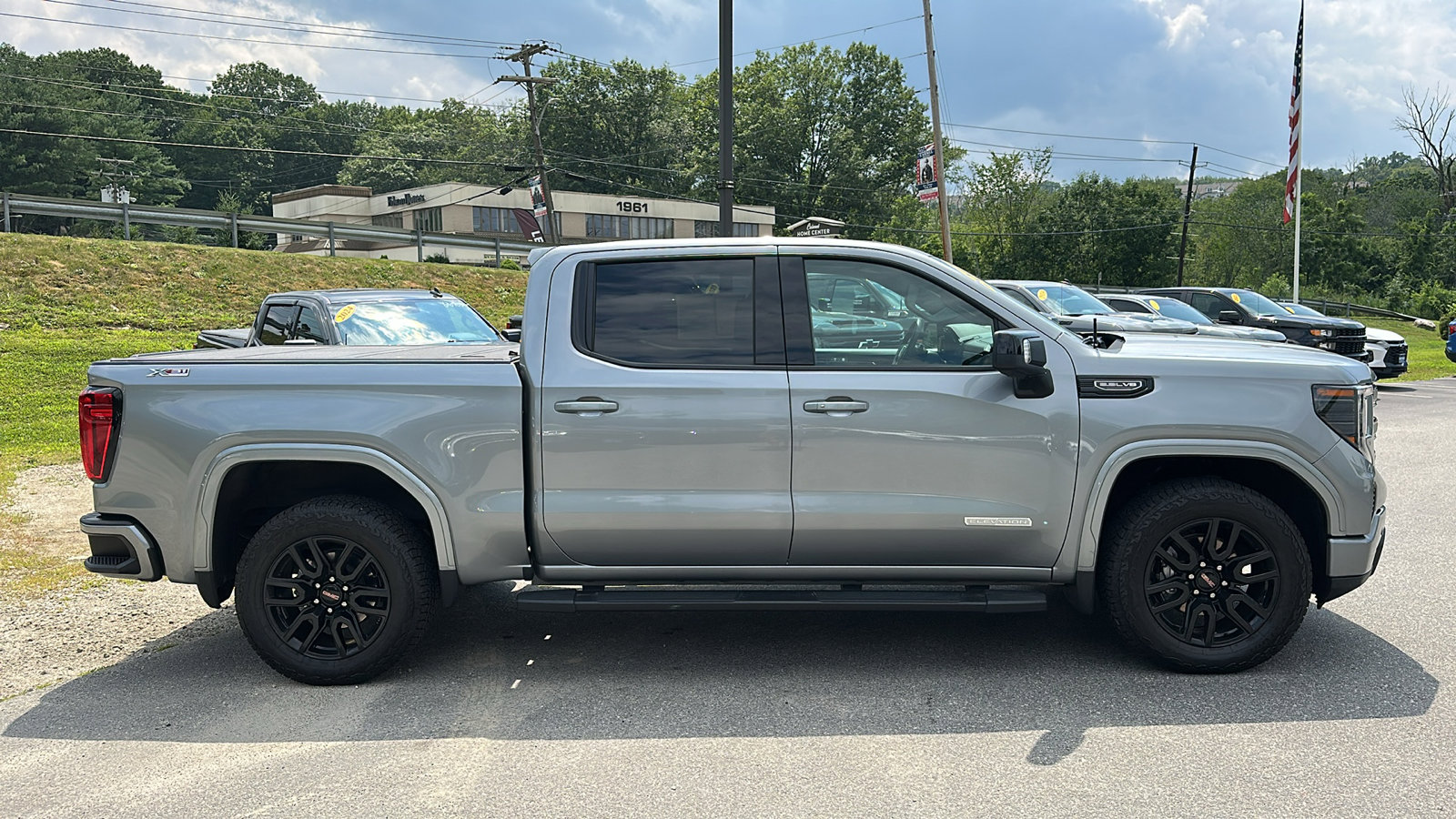 2025 Gmc Sierra 1500 Elevation photo 3