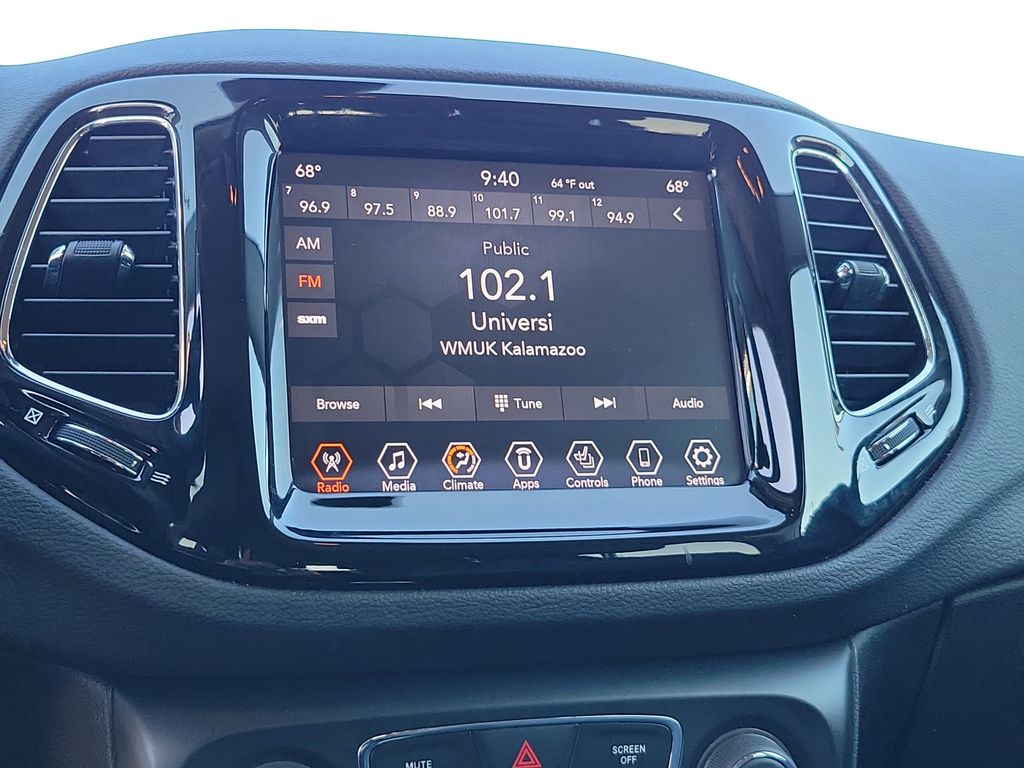 2021 Jeep Compass Limited photo 17
