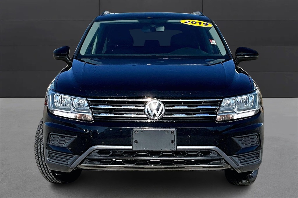 2019 Volkswagen Tiguan SE's photo