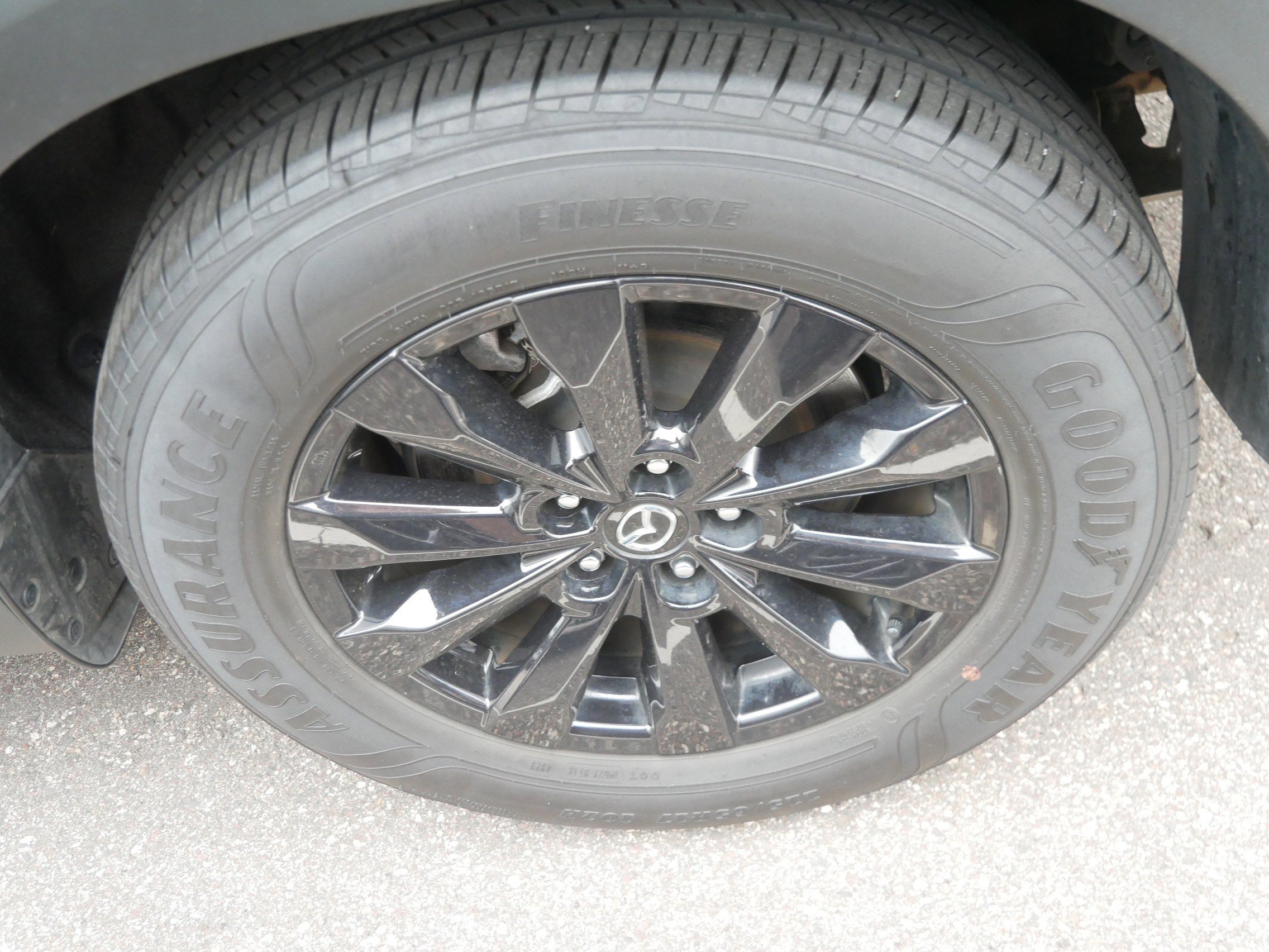 2024 Mazda CX-50 2.5 S Preferred photo 5