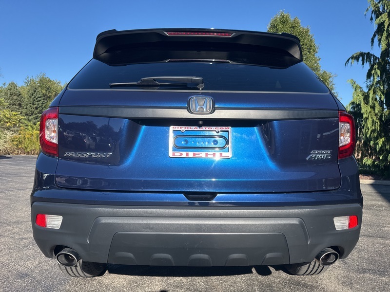 2020 Honda Passport Sport photo 3
