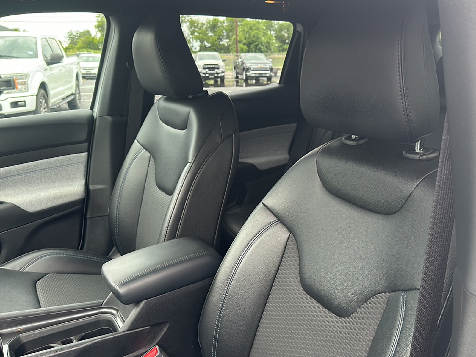2024 Jeep Compass Latitude photo 6