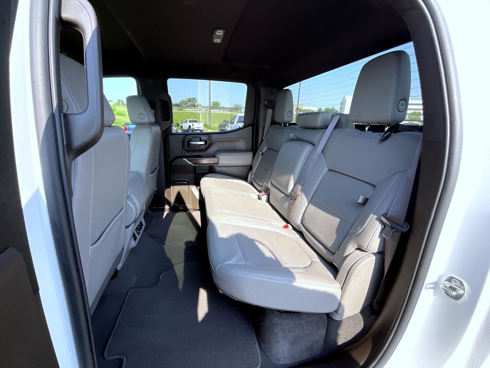 2021 Gmc Sierra 1500 SLT photo 19