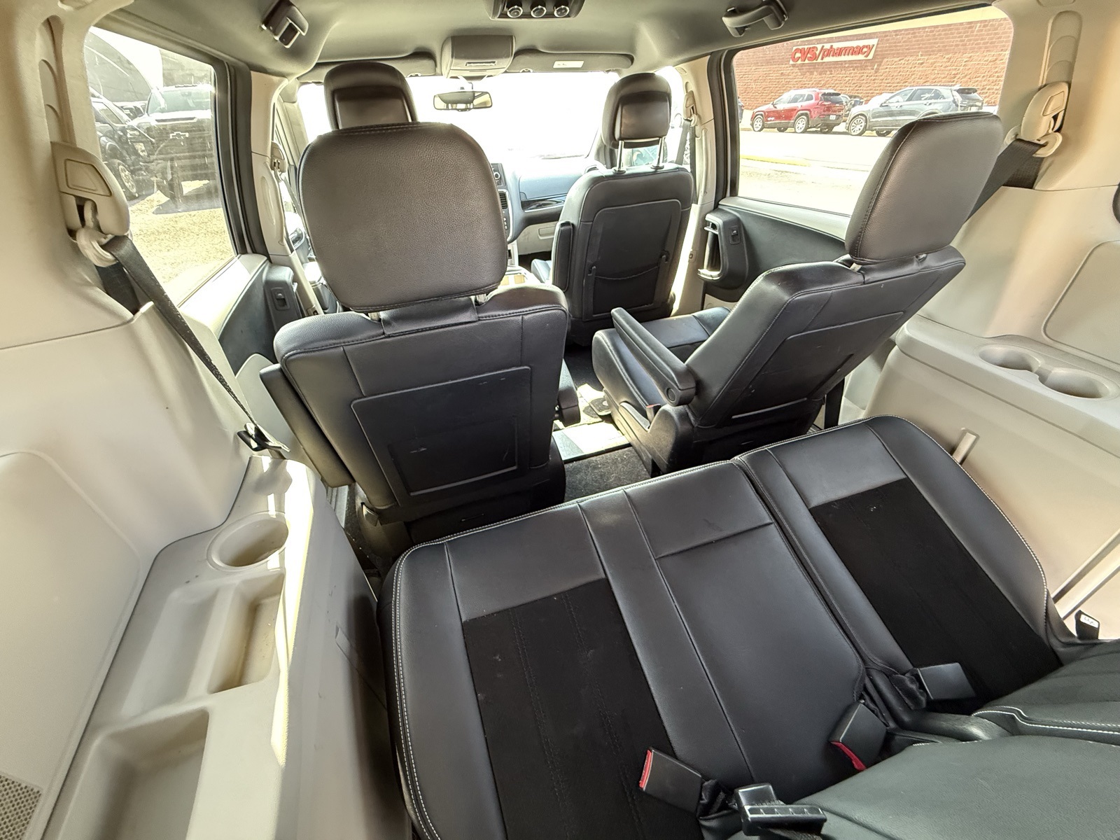 2014 Dodge Grand Caravan SXT photo 18