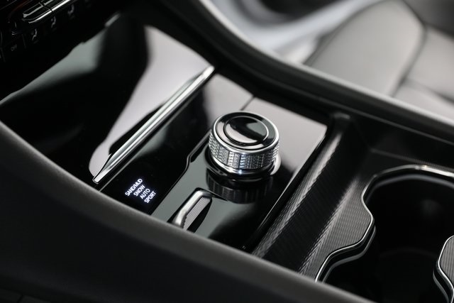 2025 Jeep Grand Cherokee Limited photo 14