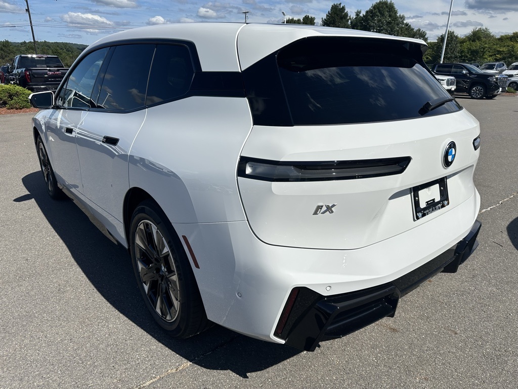 2026 Bmw iX photo 3