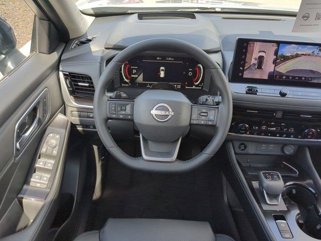 2025 Nissan Rogue Platinum photo 16