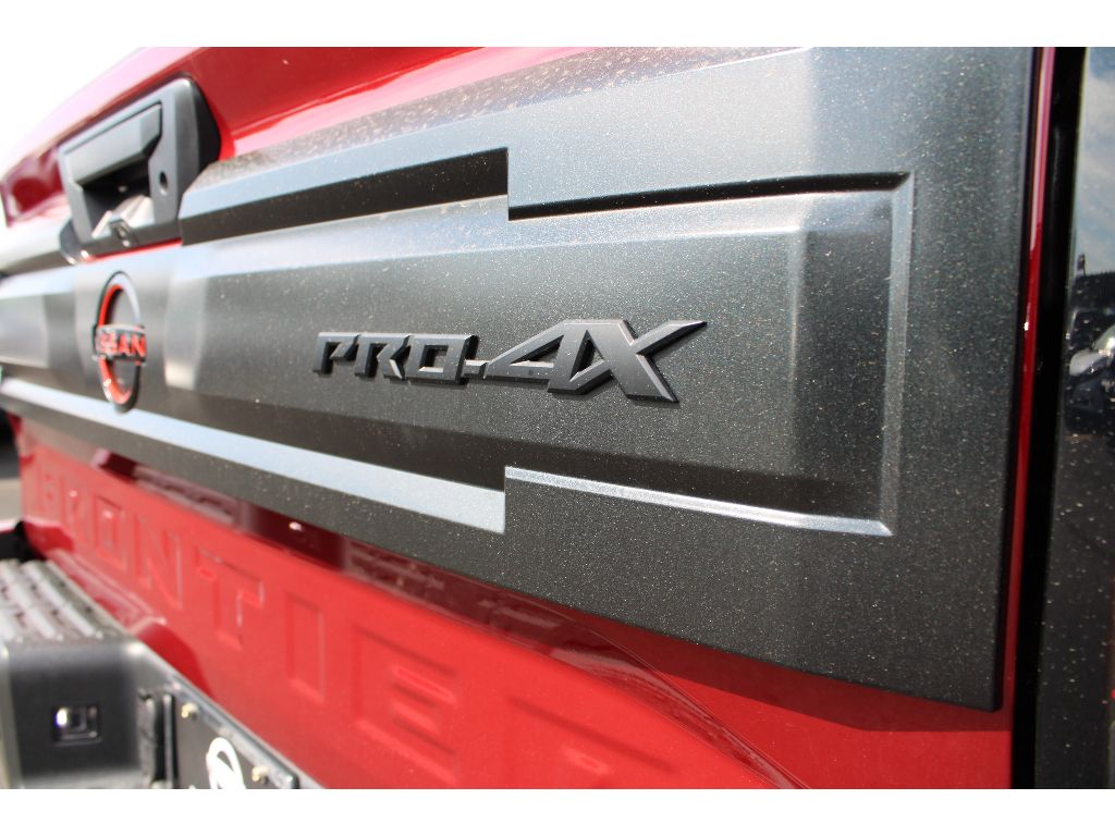 2025 Nissan Frontier PRO-4X photo 35