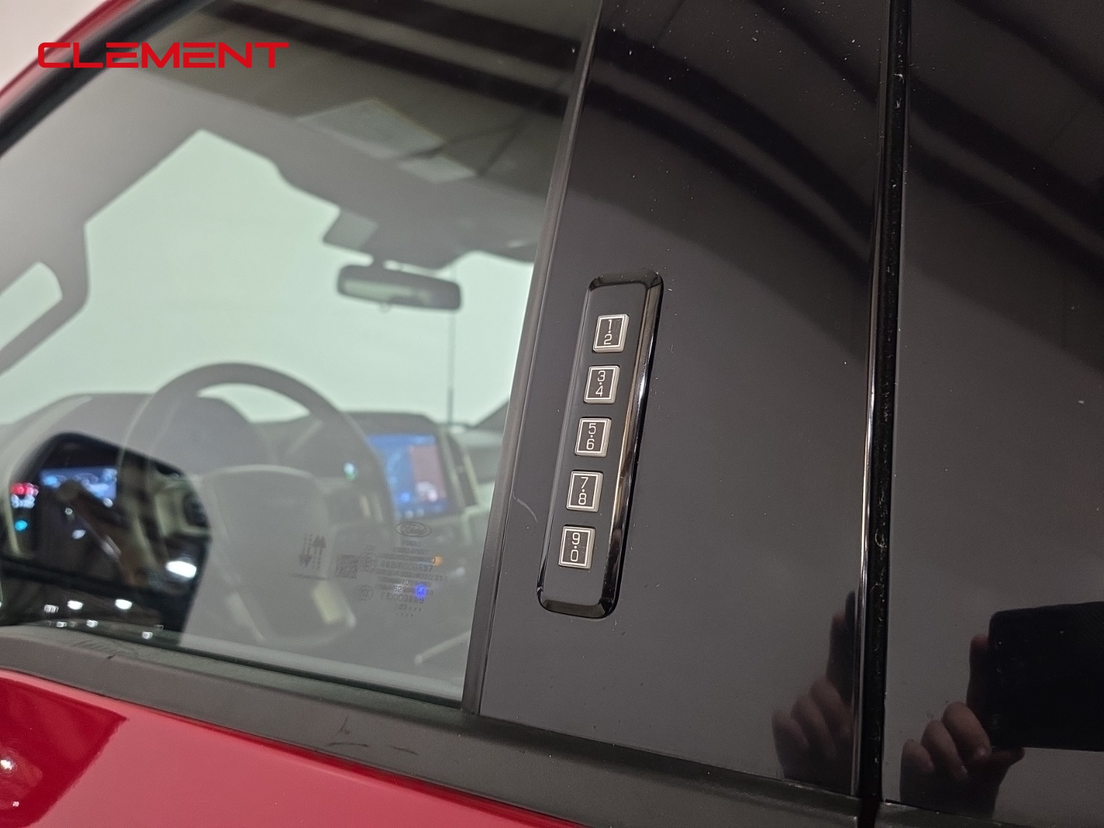 2022 Ford F-250 Lariat photo 6