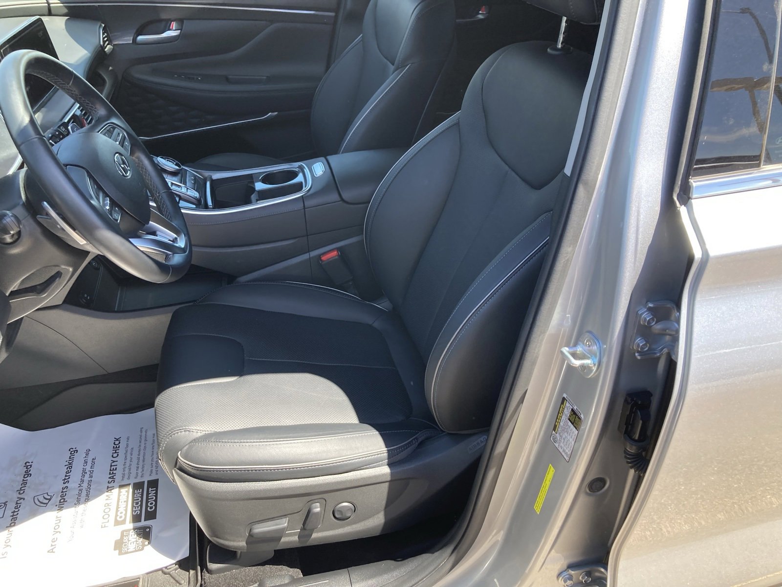 2022 Hyundai Santa Fe SEL Premium photo 29