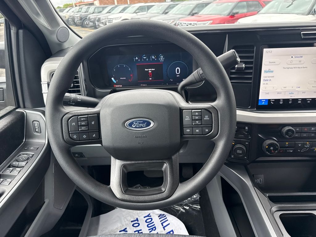 2026 Ford F-250 XLT photo 13