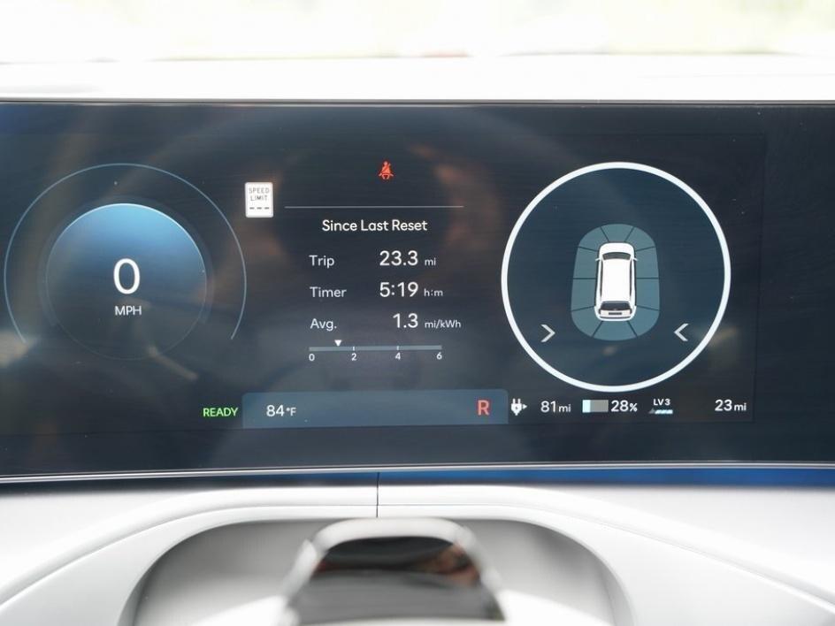 2026 Hyundai Ioniq SEL photo 28