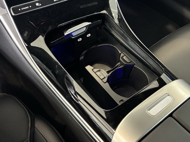 2025 Mercedes Benz C 300 photo 25