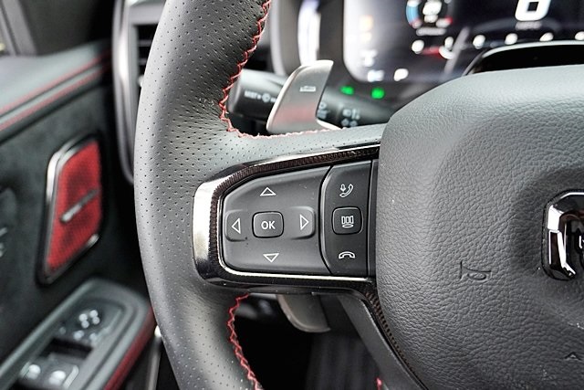 New 2026 Diamond Black Crystal Pearl-Coat Exterior Paint RAM RHO image 41