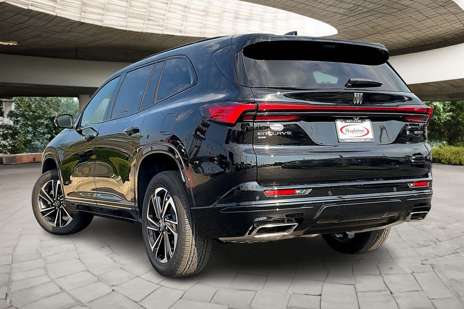 2026 Buick Enclave Sport Touring photo 3