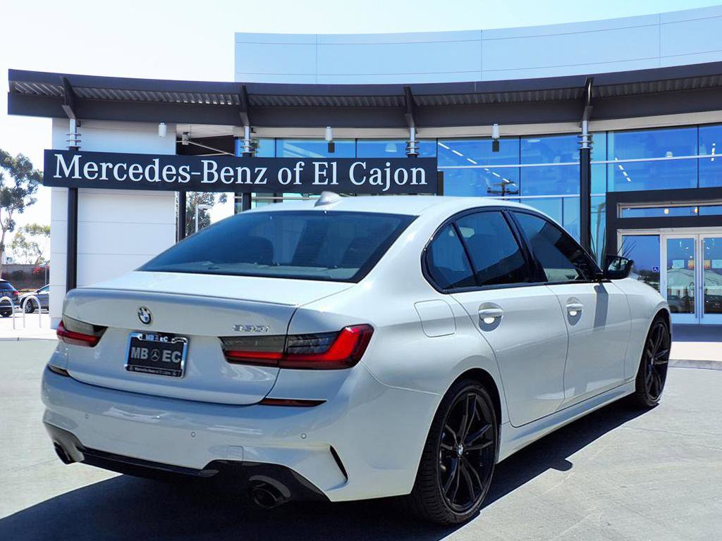 2022 Bmw 330i photo 2